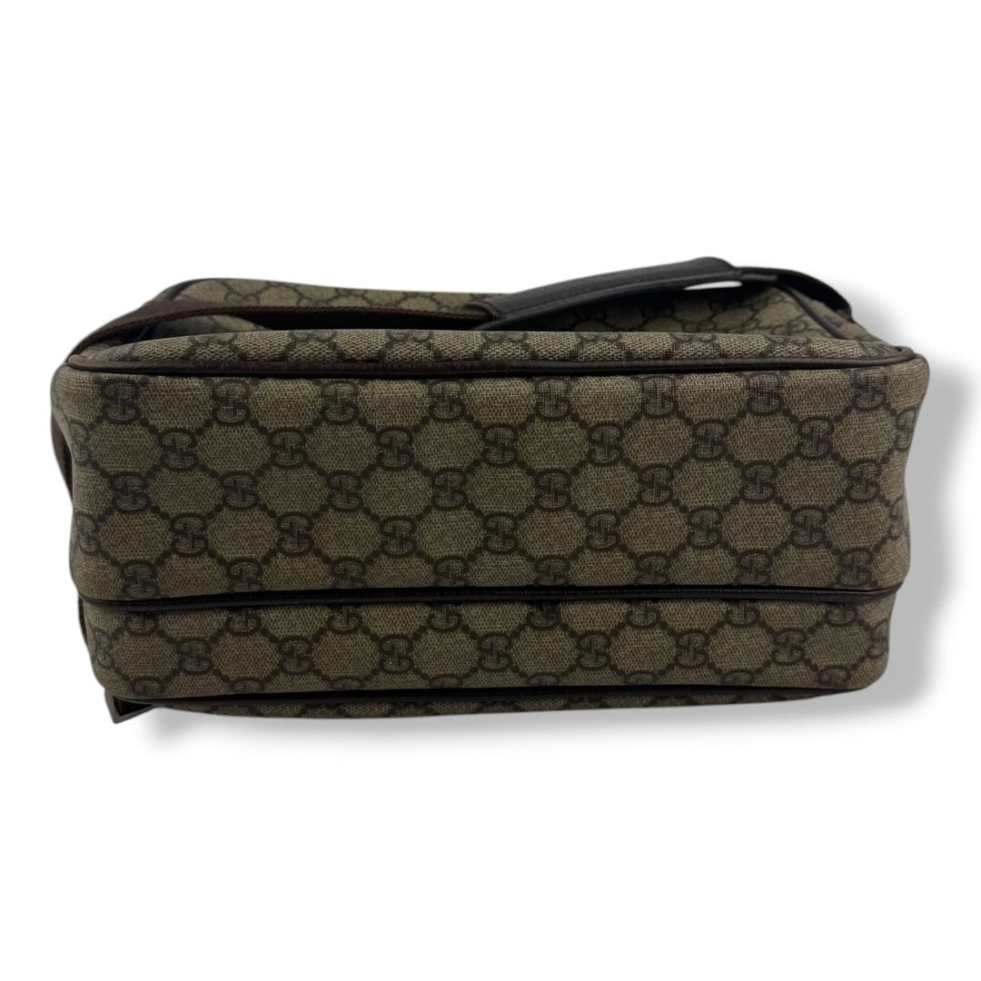 Gucci Supreme Beige Crossbody Camera Bag - Lux Central