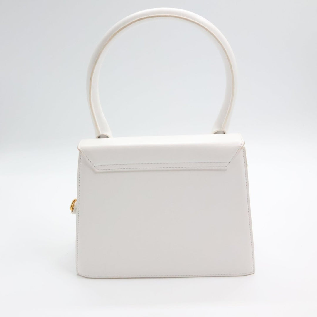 Jacquemus Le Grand Chiquito White Moyen Crossbody Handbag - Lux Central