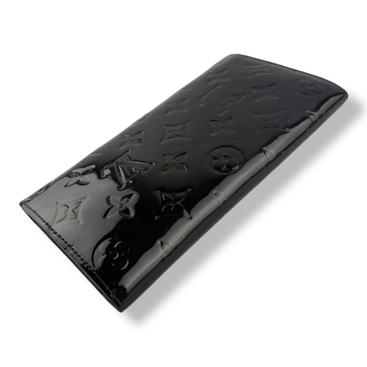Louis Vuitton Amarante Monogram Vernis Sarah Wallet - Lux Central