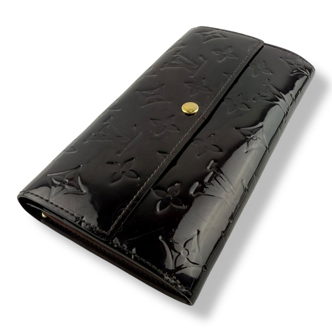Louis Vuitton Amarante Monogram Vernis Sarah Wallet - Lux Central