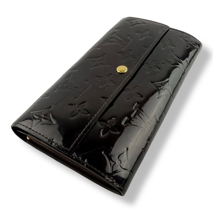 Louis Vuitton Amarante Monogram Vernis Sarah Wallet - Lux Central