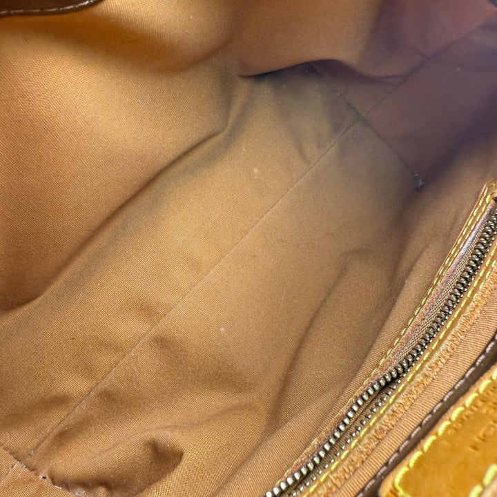 Louis Vuitton Beige Vernis Reade PM Tote - Lux Central
