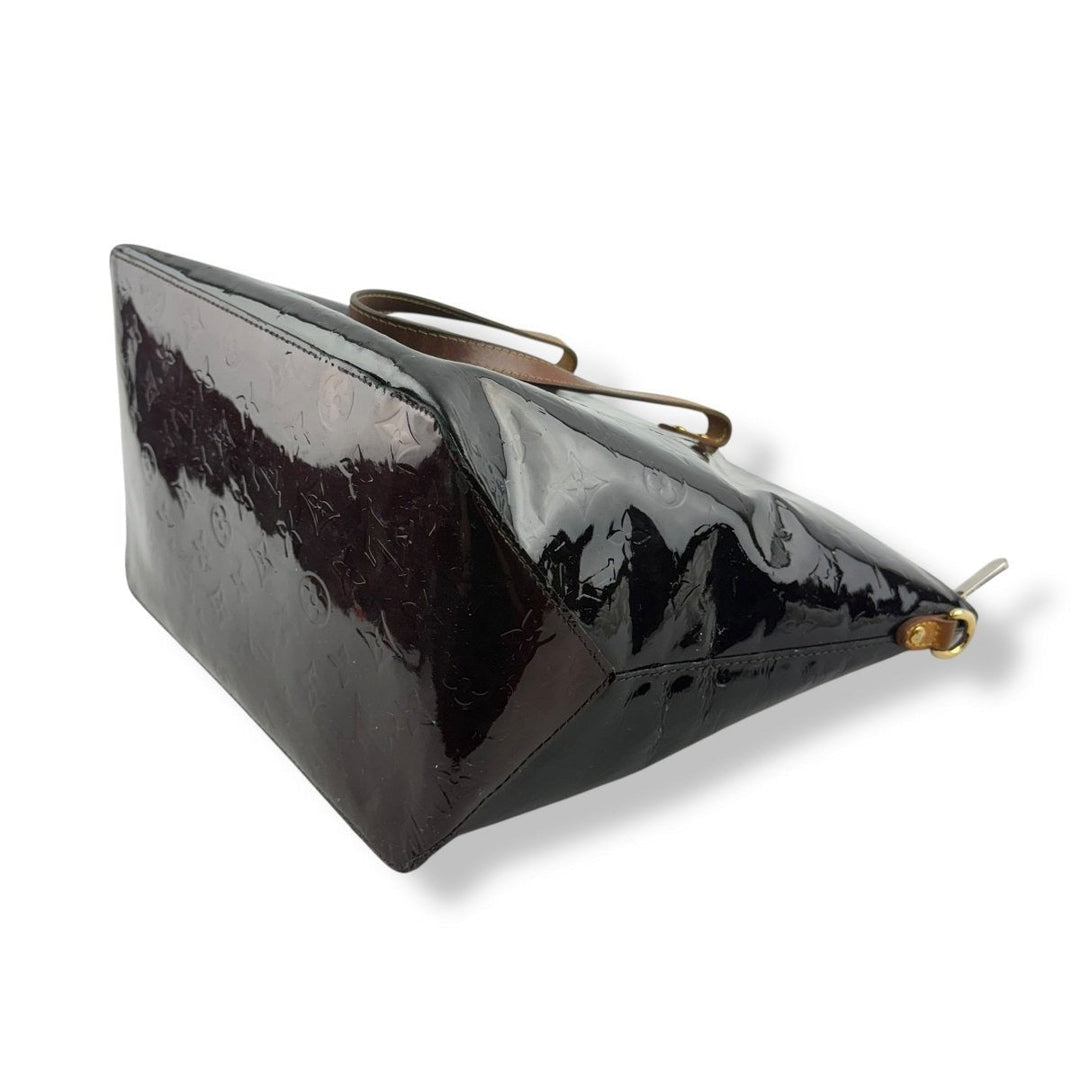 Louis Vuitton Bellevue GM Burgundy Vernis Patent Leather Handbag - Lux Central