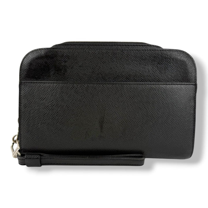 Louis Vuitton Black Taiga Orsay Clutch Bag - Lux Central
