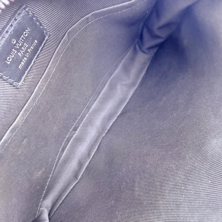 Louis Vuitton Black/Grey 3D Damier Graphite Trio Messenger Bag - Lux Central