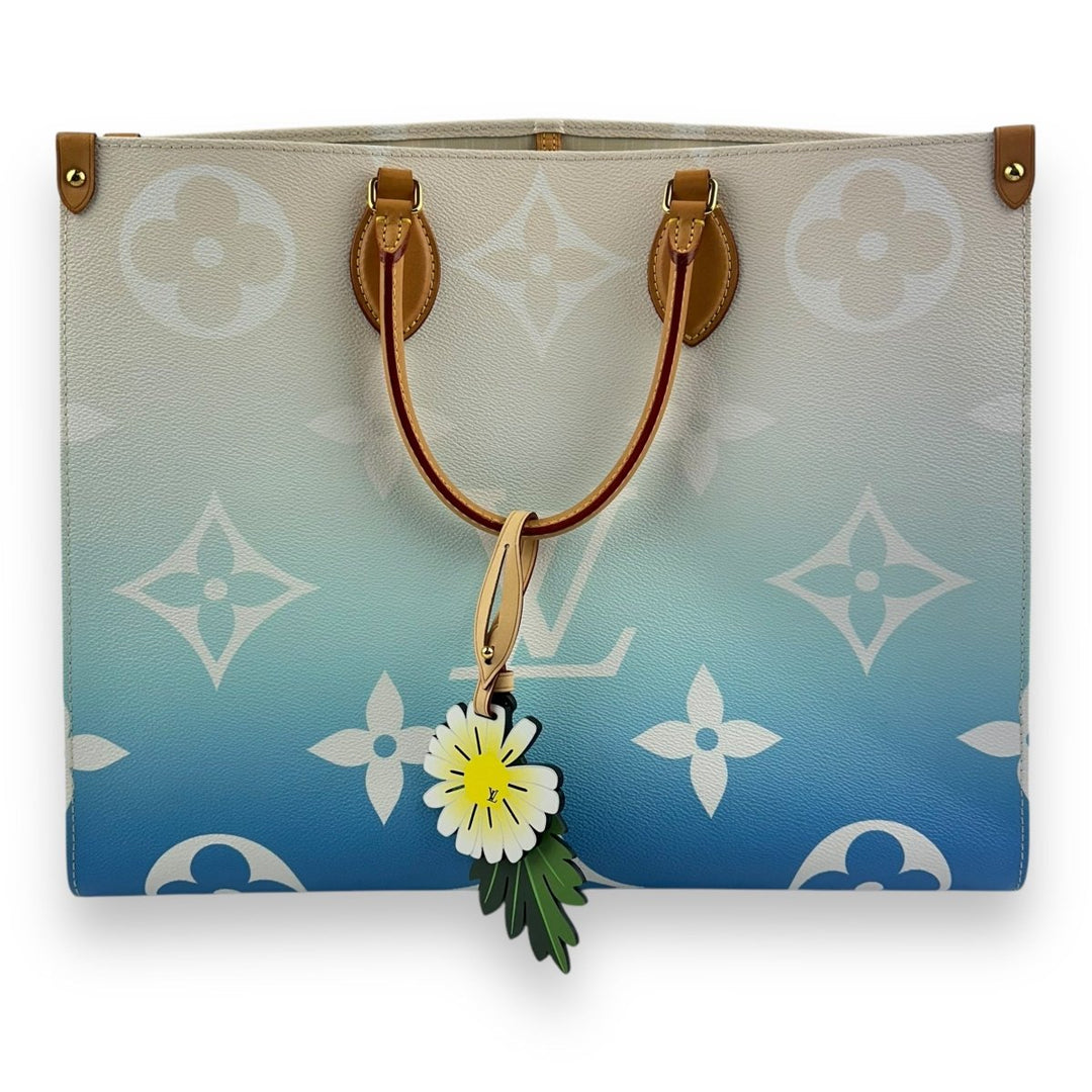 Louis Vuitton Blue Gradient Pastel Monogram OnTheGo Pool GM Tote Handbag - Lux Central