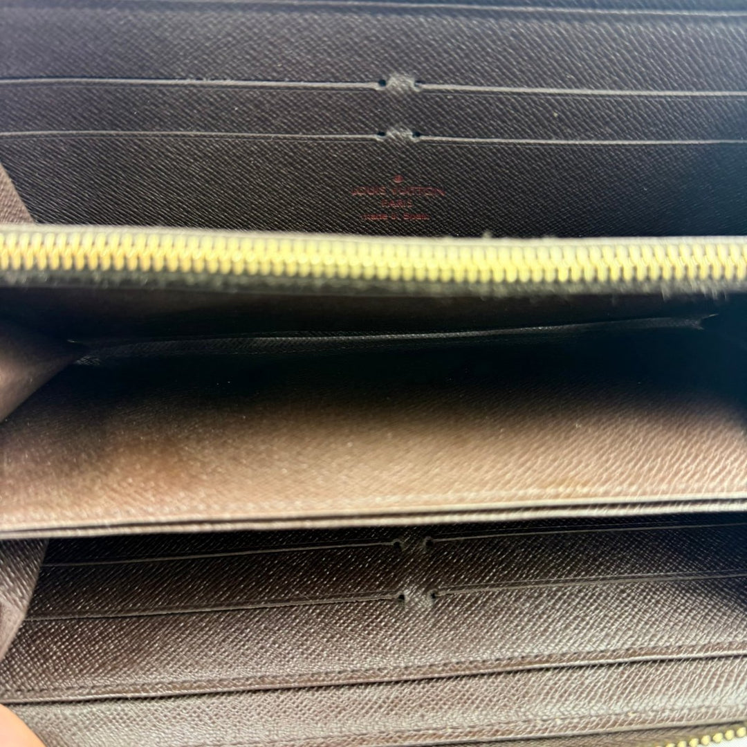Louis Vuitton Brown Damier Zippy Purse - Lux Central