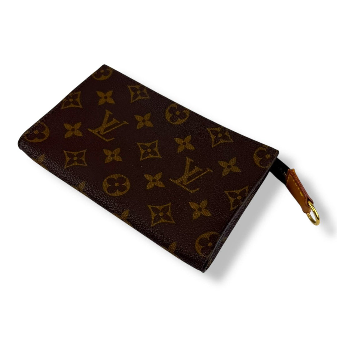 Louis Vuitton Brown Monogram Classic Signature Bucket Pouch W/ Added Chain - Lux Central