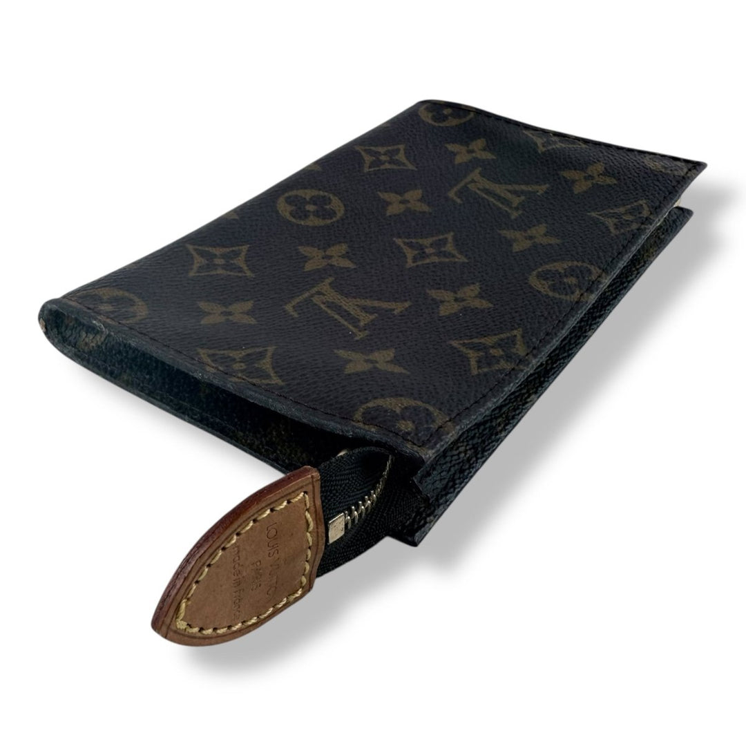 Louis Vuitton Brown Monogram Classic Signature Mini Bucket Pouch W/ Added Chain - Lux Central