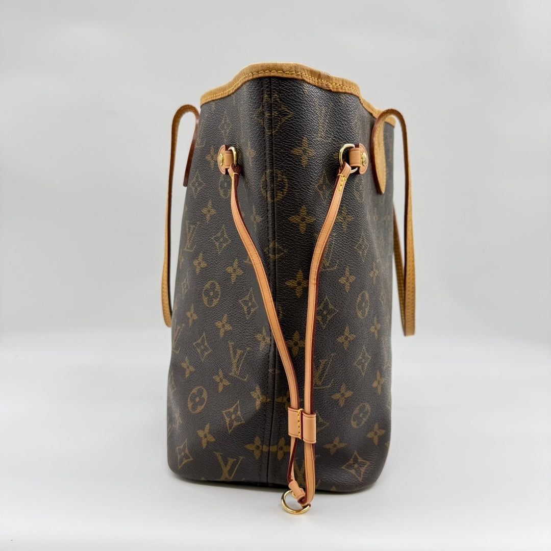 Louis Vuitton Brown Monogram Neverfull MM Handbag - Lux Central