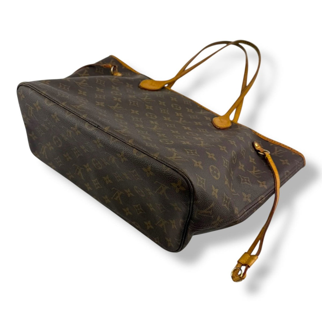 Louis Vuitton Brown Monogram Neverfull MM Handbag - Lux Central