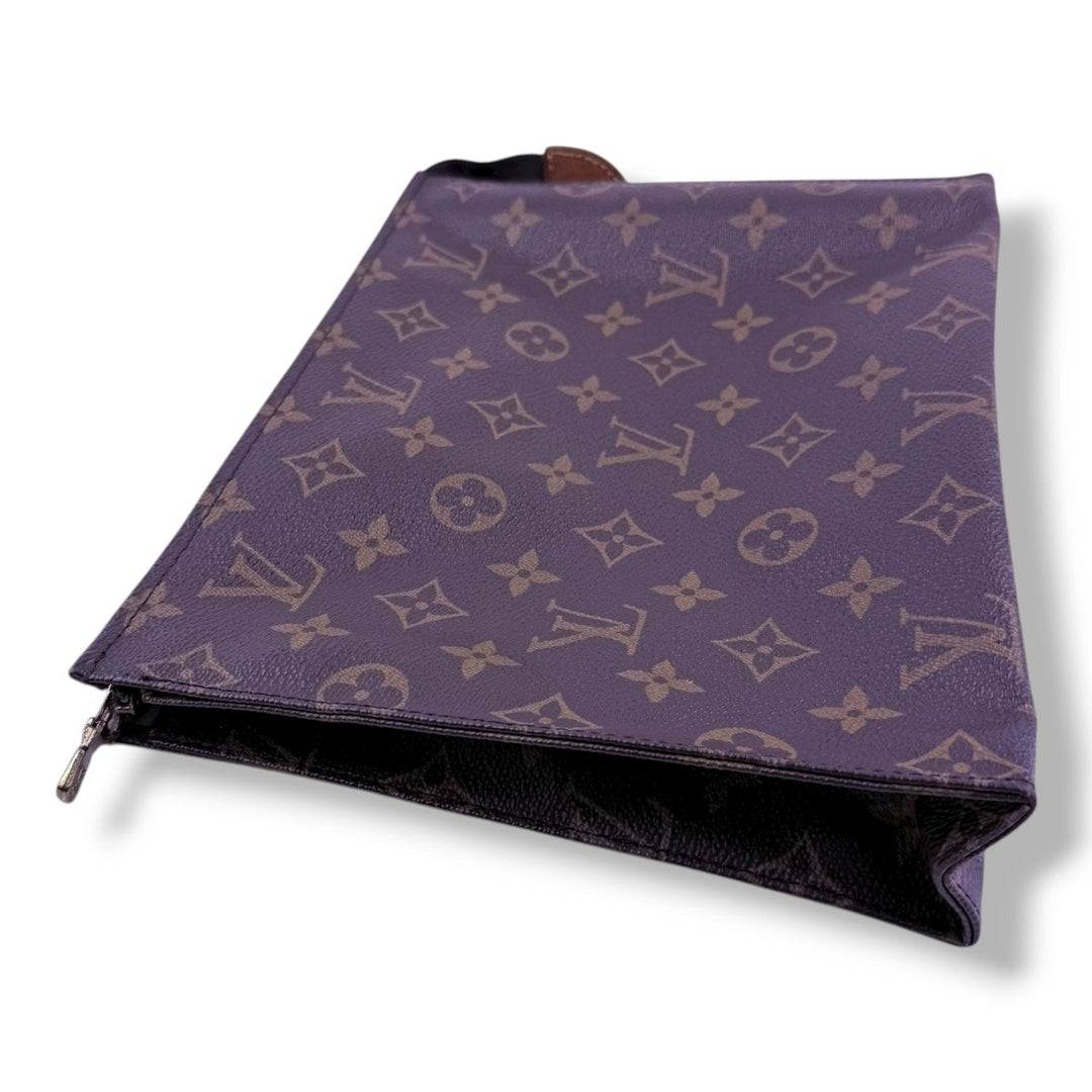 Louis Vuitton Brown Monogram Toiletry Pouch 26 Bag - Lux Central