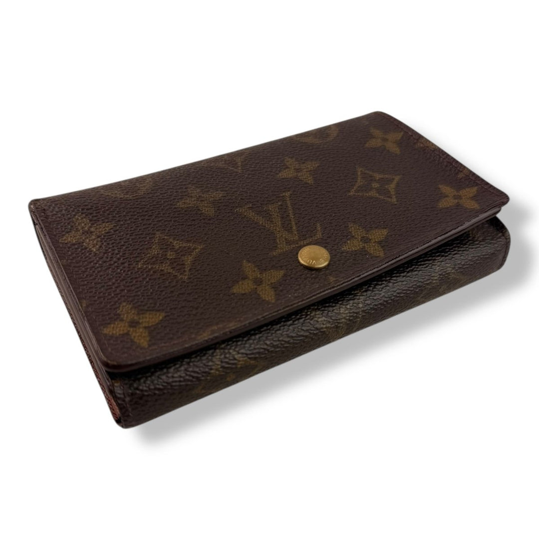 Louis Vuitton Brown Monogram Zippy Clip Purse - Lux Central