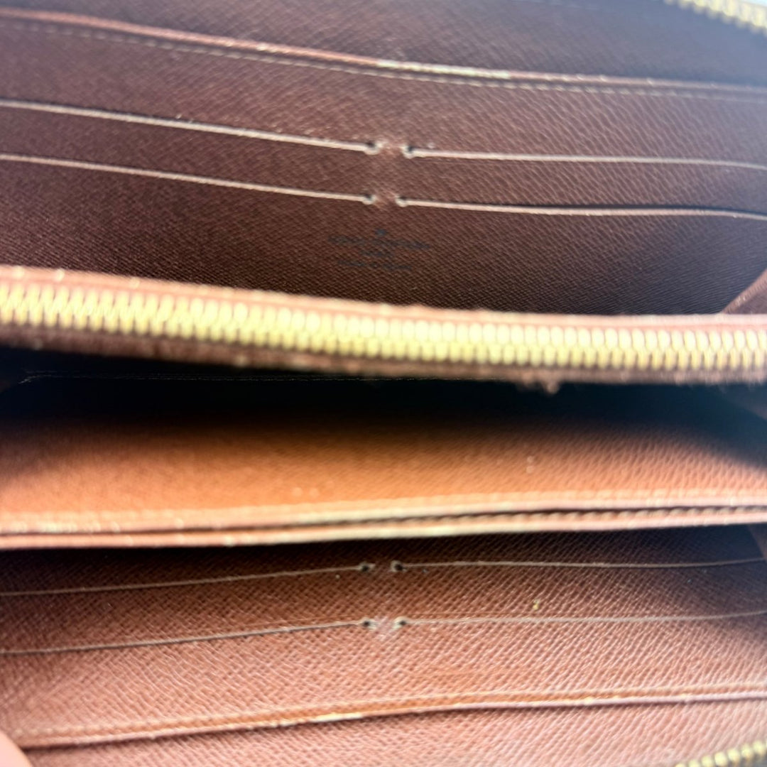 Louis Vuitton Brown Monogram Zippy Purse - Lux Central