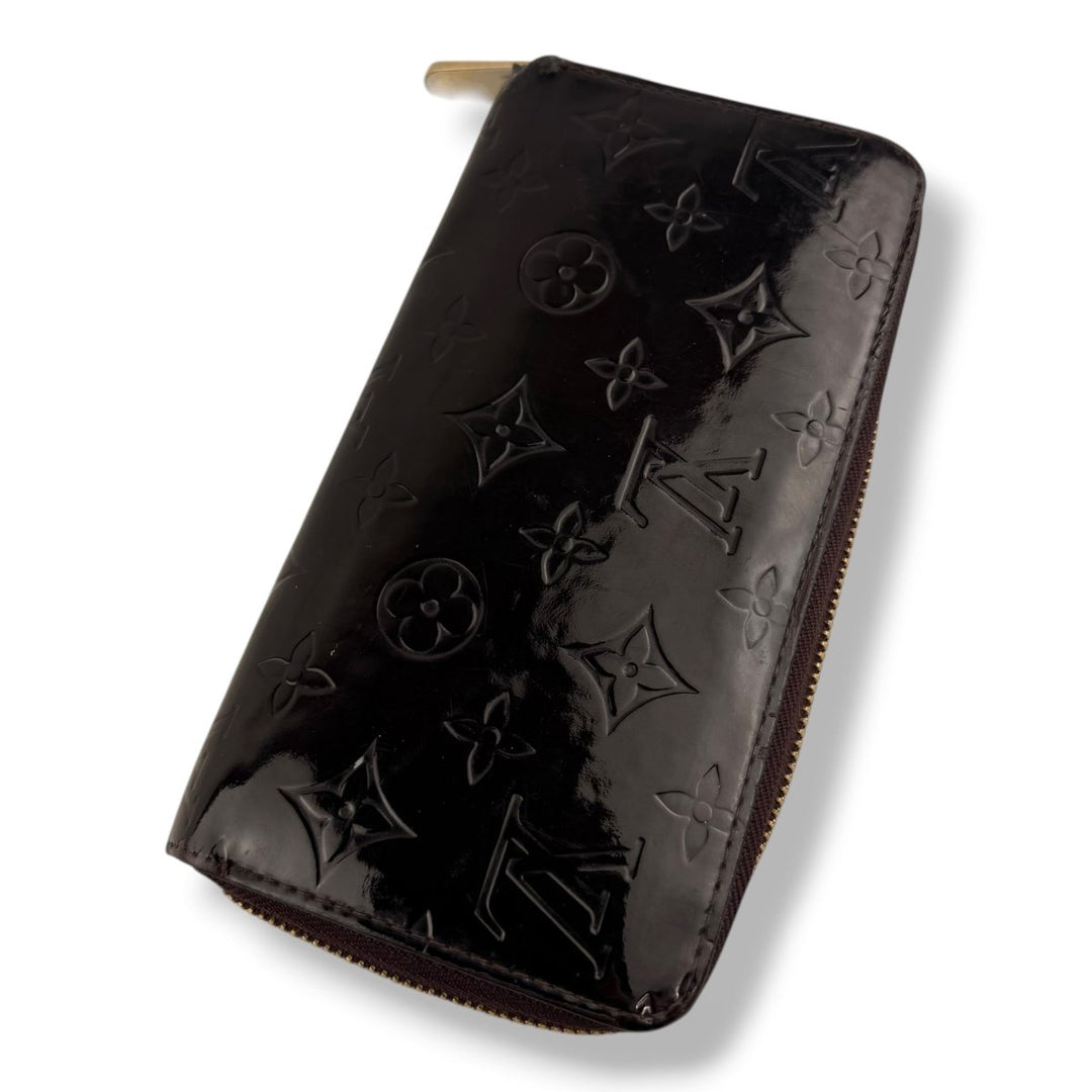 Louis Vuitton Burgundy Monogram Vernis Amarante Patent Leather Zippy Purse - Lux Central