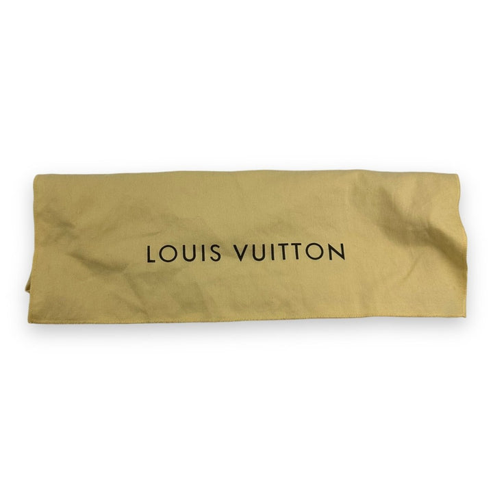 Louis Vuitton Burgundy Vernis Rossmore MM Amarante Clutch - Lux Central