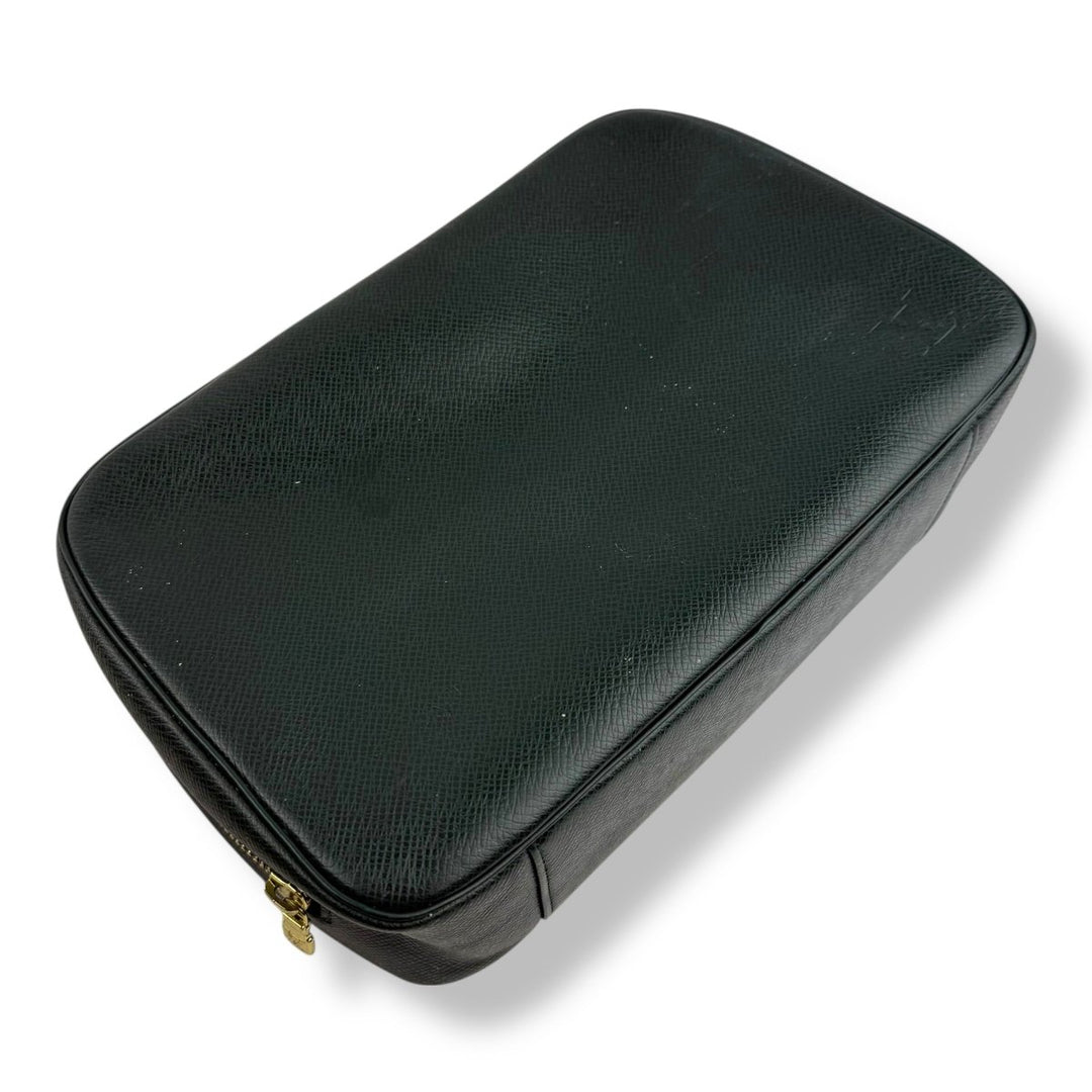 Louis Vuitton Dark Green Leather Taiga Toiletry Wash Bag - Lux Central