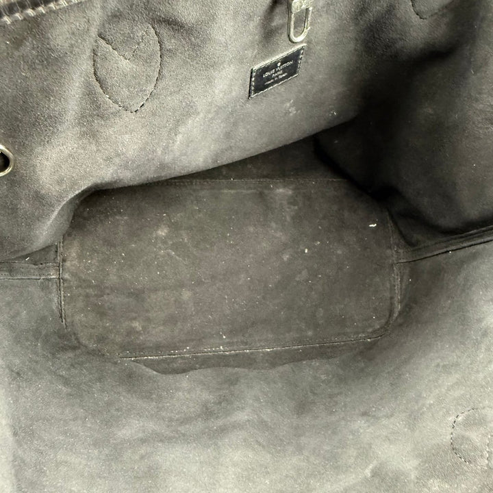 Louis Vuitton Epi Leather Black Neverfull MM Handbag - Lux Central