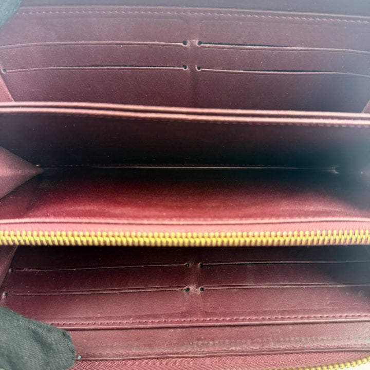 Louis Vuitton Monogram Vernis Red Zippy Purse - Lux Central