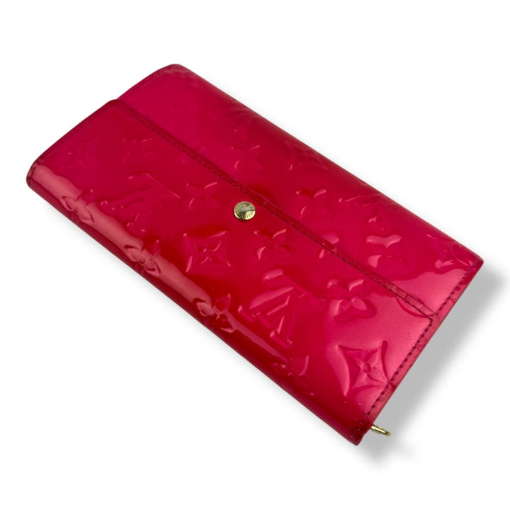 Louis Vuitton Pink Vernis Monogram Sarah Femme Wallet - Lux Central