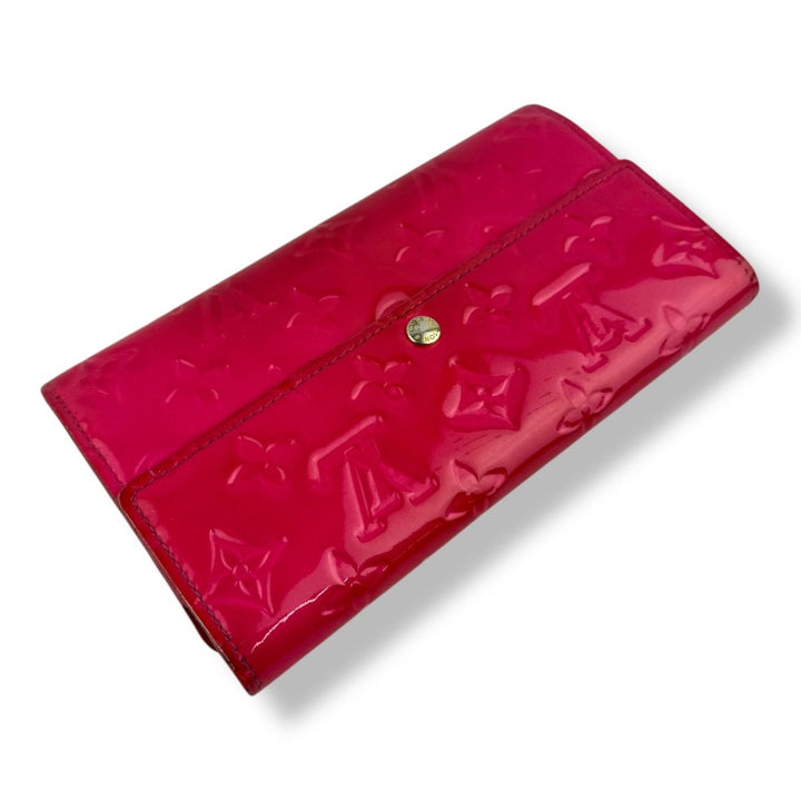 Louis Vuitton Pink Vernis Monogram Sarah Femme Wallet - Lux Central