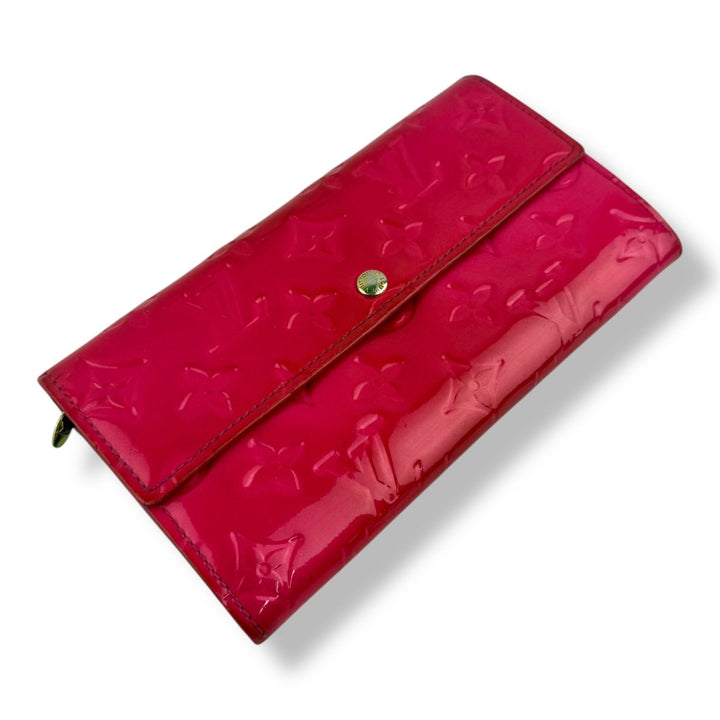 Louis Vuitton Pink Vernis Monogram Sarah Femme Wallet - Lux Central