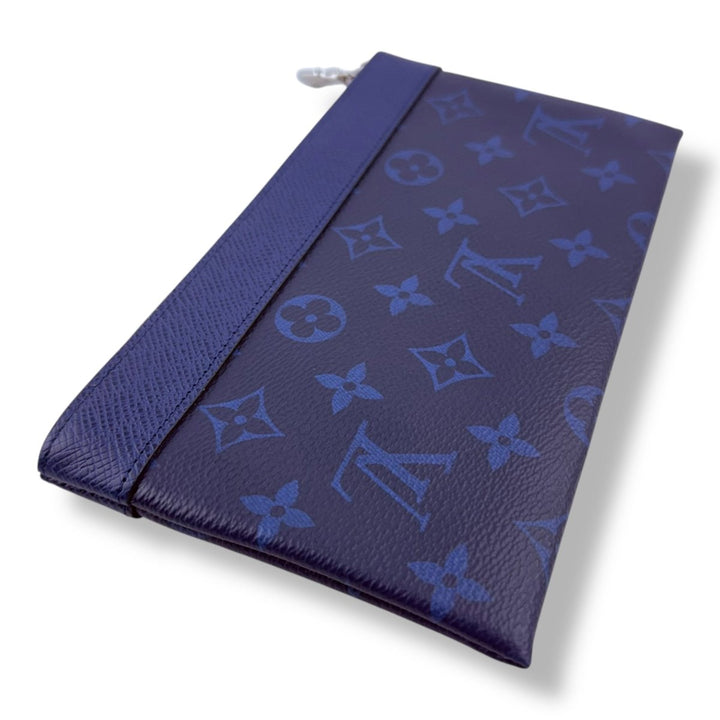 LOUIS VUITTON Pochette Discovery PM Blue Pouch - Lux Central