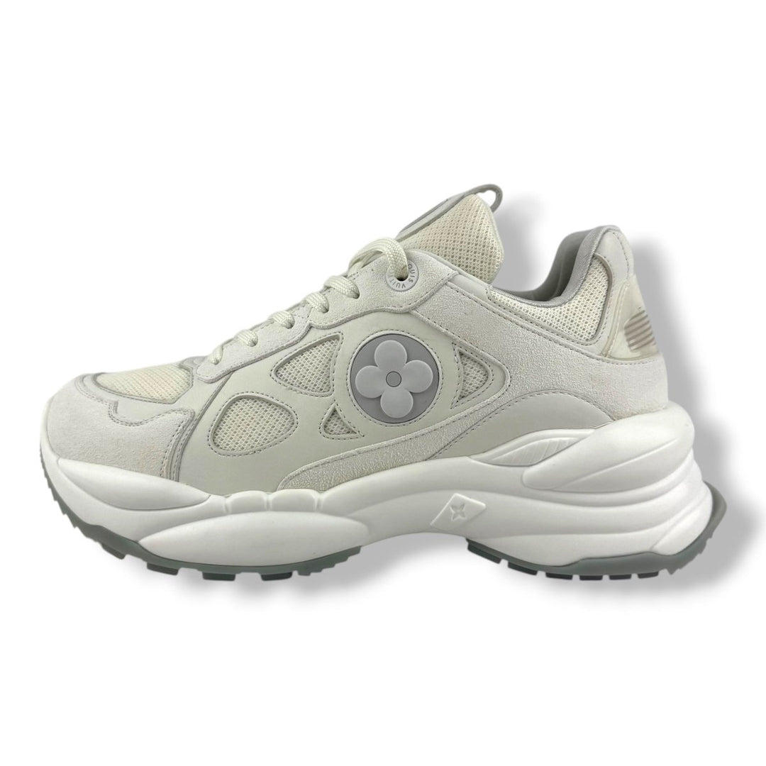 Louis Vuitton Run 55 White UK 7 / EU 40 - Lux Central