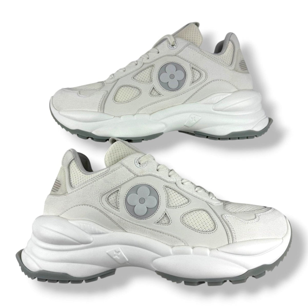 Louis Vuitton Run 55 White UK 7 / EU 40 - Lux Central