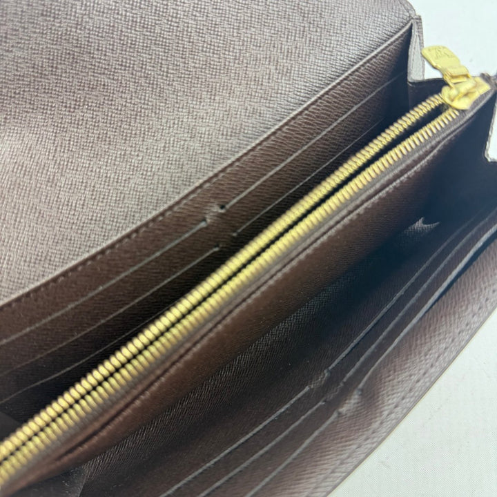 Louis Vuitton Sarah Brown Damier Femme Wallet - Lux Central