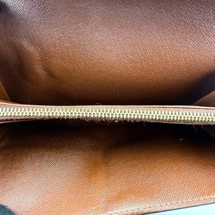 Louis Vuitton Sarah Brown Monogram Femme Wallet - Lux Central