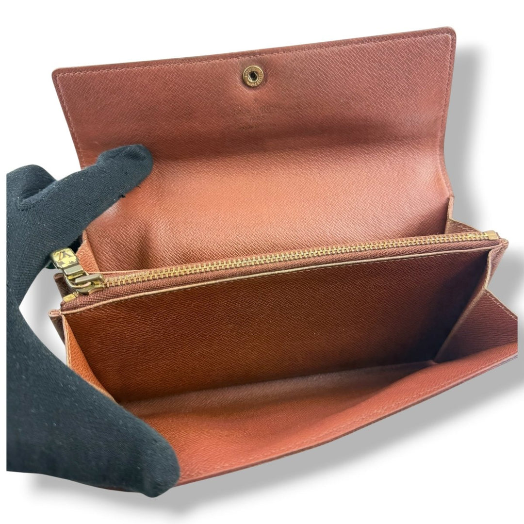Louis Vuitton Sarah Brown Monogram Femme Wallet - Lux Central