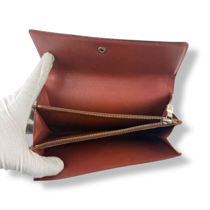 Louis Vuitton Sarah Brown Monogram Femme Wallet - Lux Central