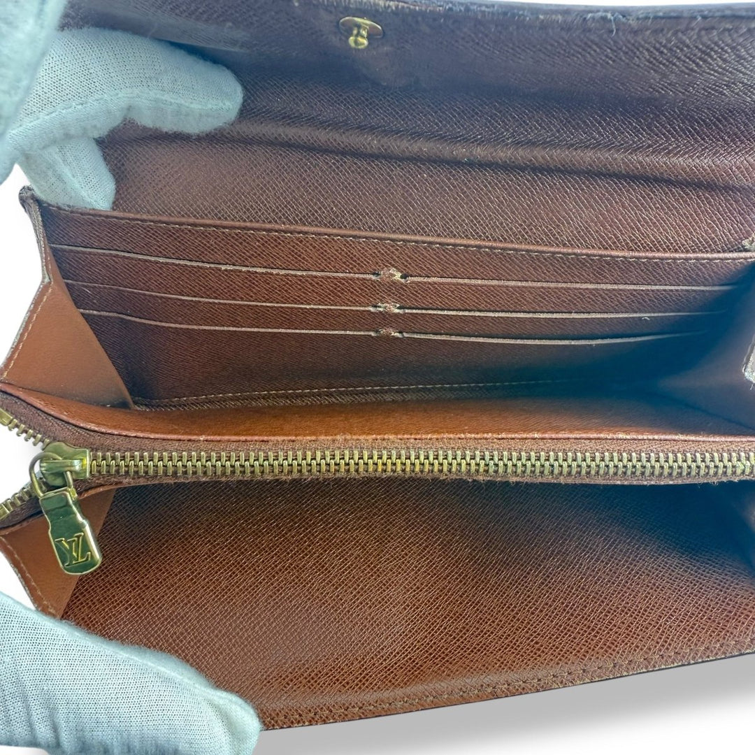 Louis Vuitton Sarah Brown Monogram Femme Wallet - Lux Central
