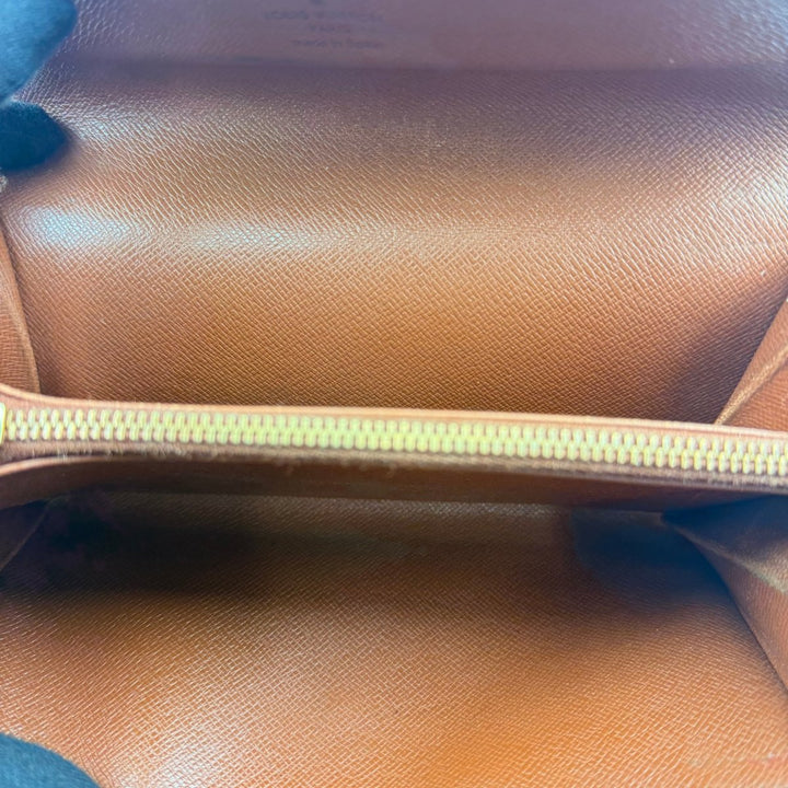 Louis Vuitton Sarah Brown Monogram Femme Wallet - Lux Central