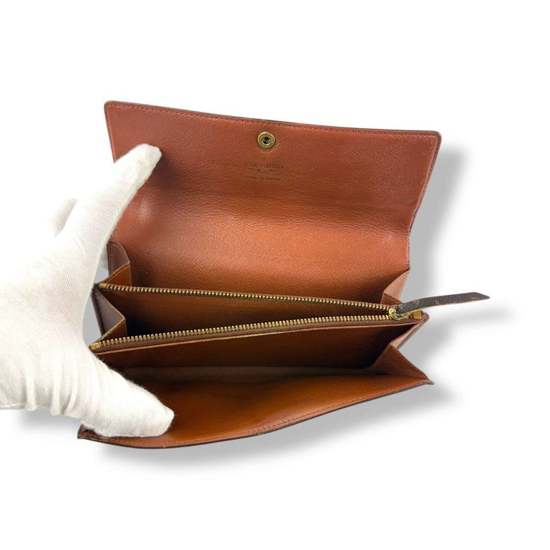 Louis Vuitton Sarah Brown Monogram Femme Wallet - Lux Central