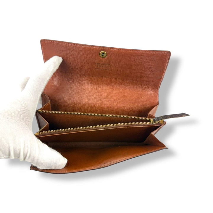 Louis Vuitton Sarah Brown Monogram Femme Wallet - Lux Central