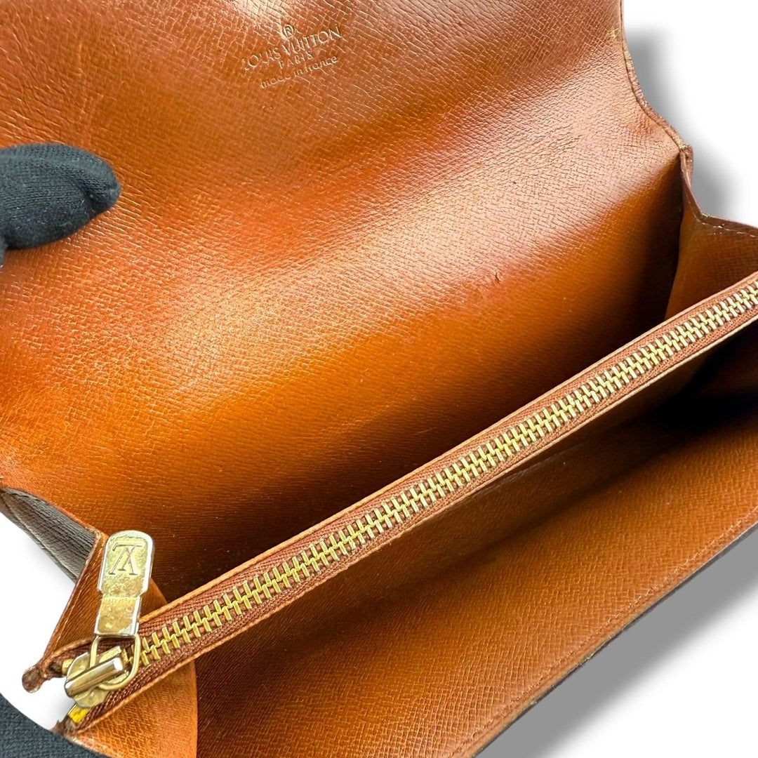 Louis Vuitton Sarah Brown Monogram Femme Wallet - Lux Central