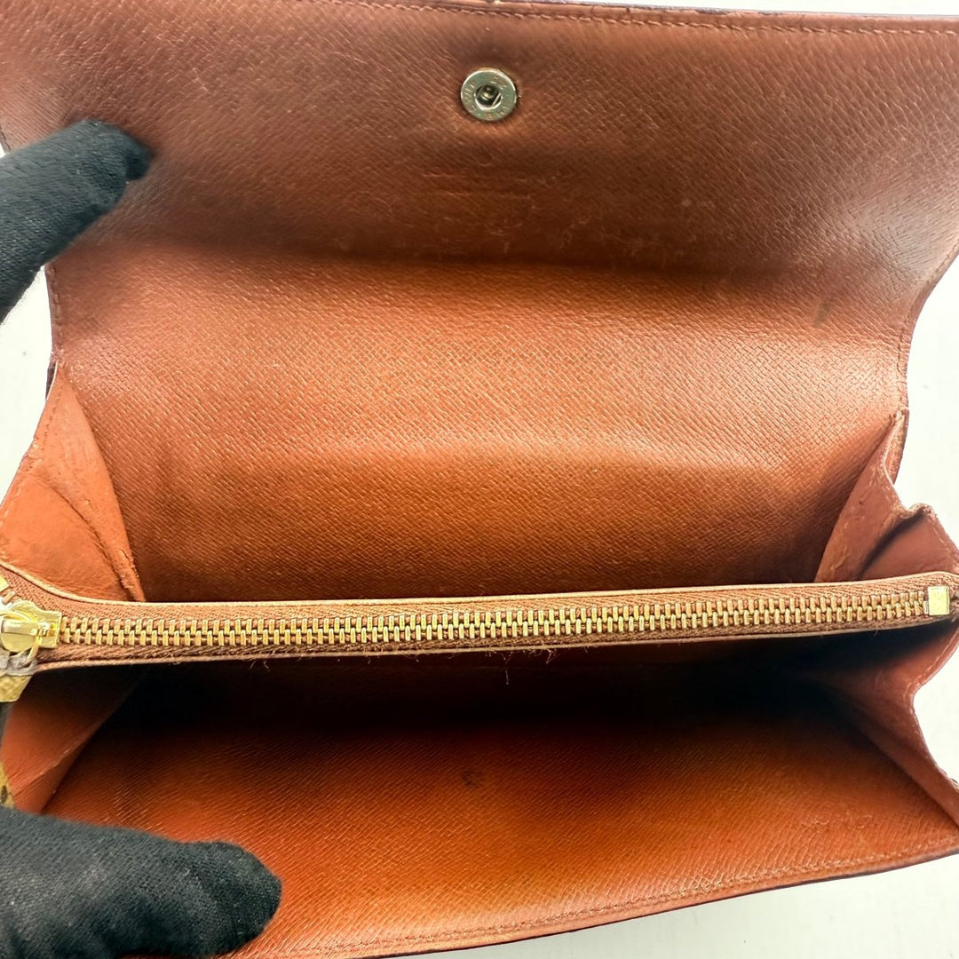 Louis Vuitton Sarah Brown Monogram Femme Wallet - Lux Central