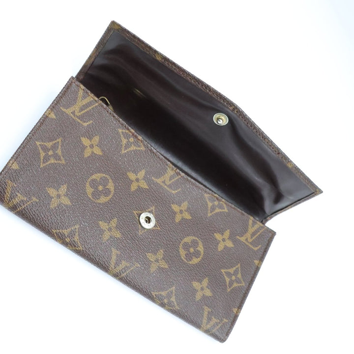 Louis Vuitton Sarah Brown Monogram Femme Wallet Very Good Condition V Flap - Lux Central