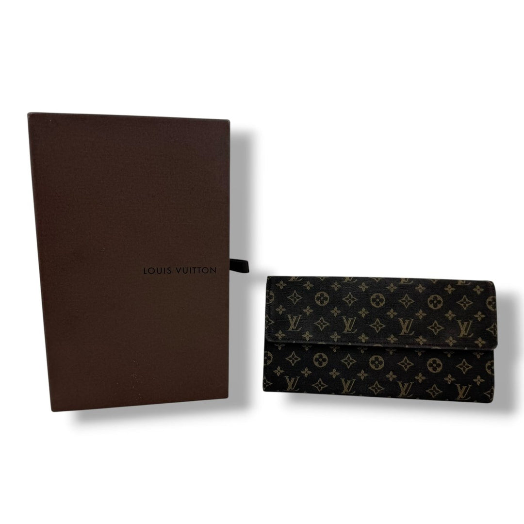 Louis Vuitton Sarah Idylle Monogram Wallet - Lux Central