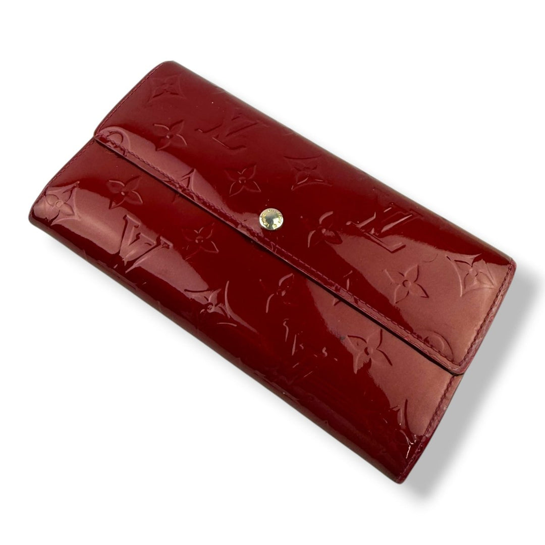 Louis Vuitton Sarah Vernis Patent Leather Femme Wallet - Lux Central