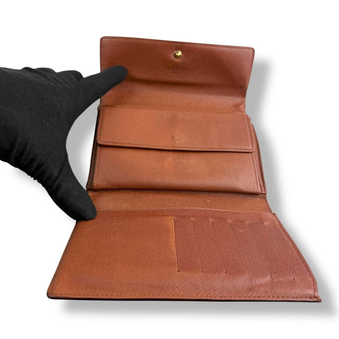 Louis Vuitton Trifold Brown Monogram International Femme Wallet - Lux Central