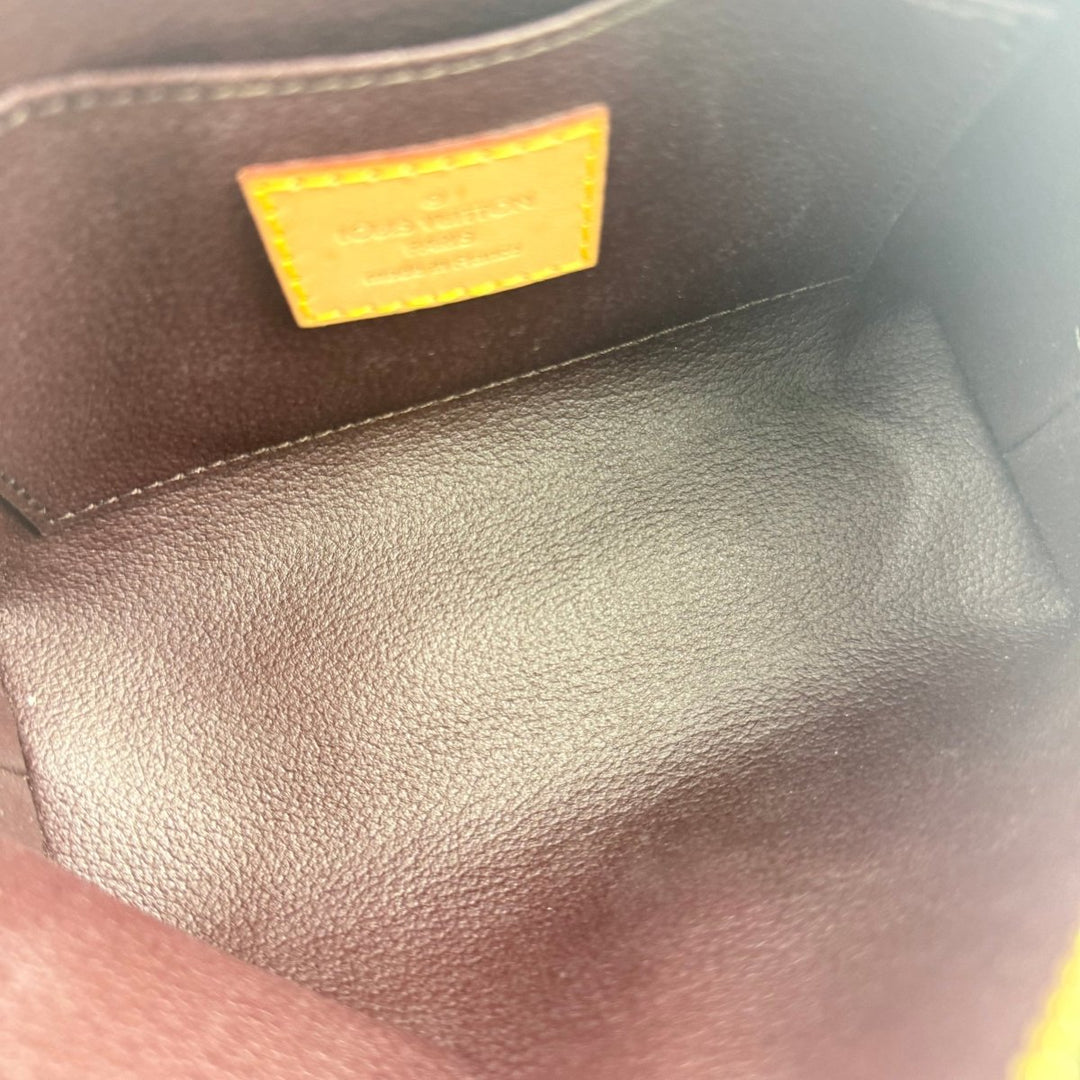 Louis Vuitton Vernis Leather Amarante Monogram Travel Cosmetic Pouch - Lux Central