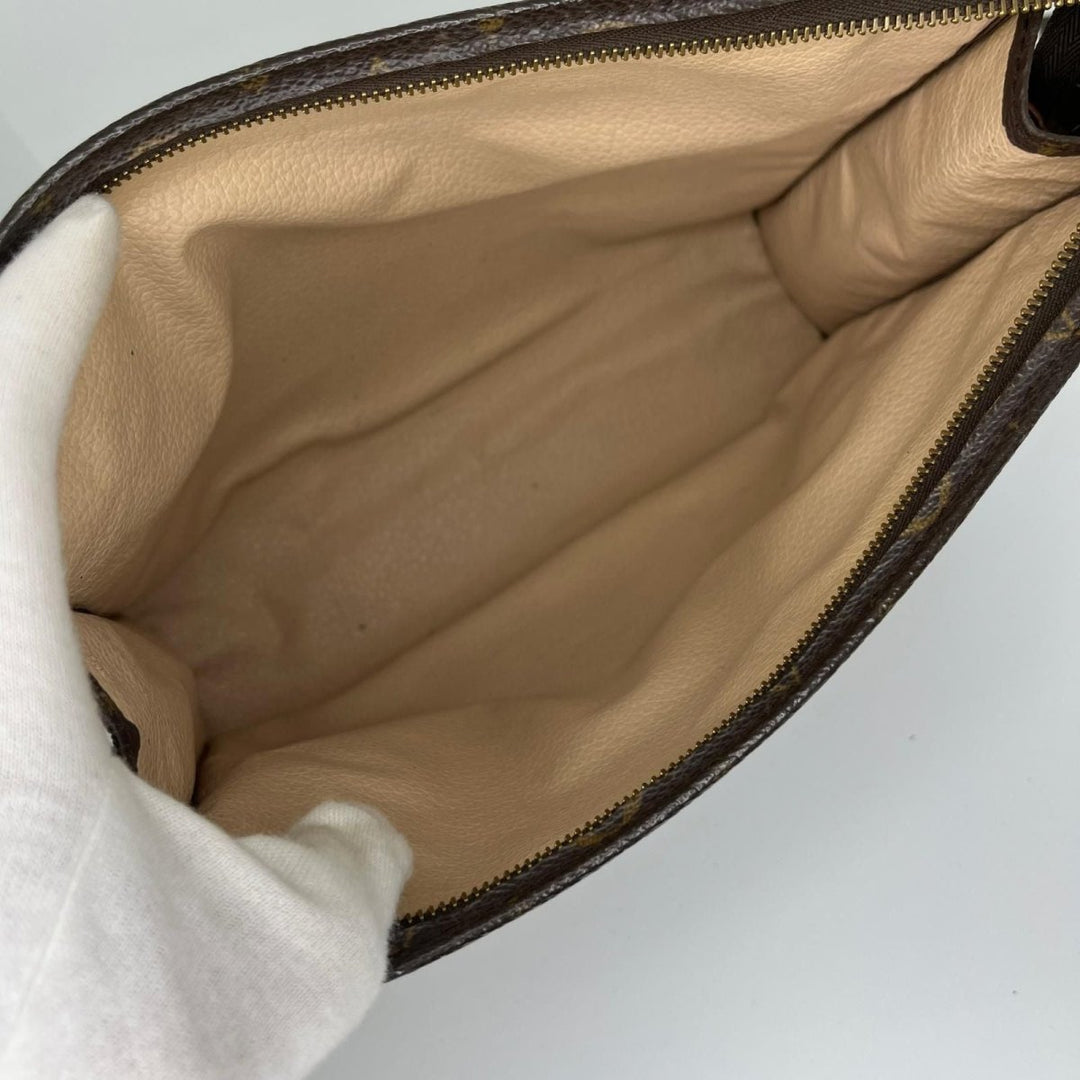 Louis Vuitton Vintage Brown Monogram Toiletry Pouch 26 Bag - Lux Central