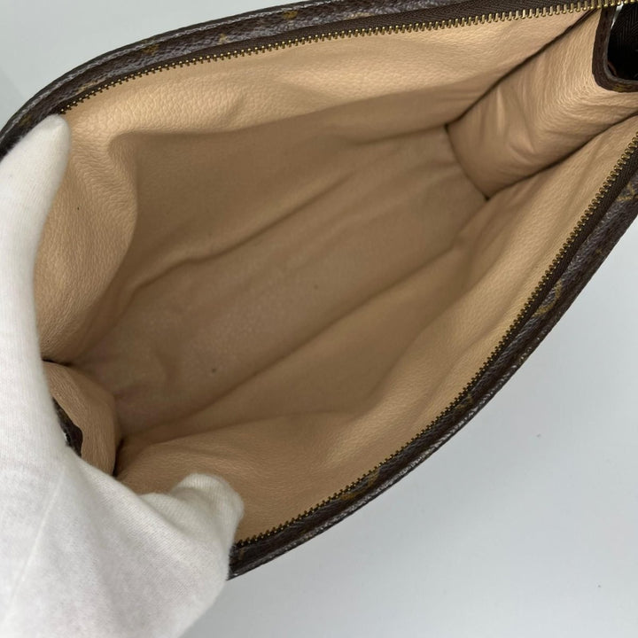 Louis Vuitton Vintage Brown Monogram Toiletry Pouch 26 Bag - Lux Central