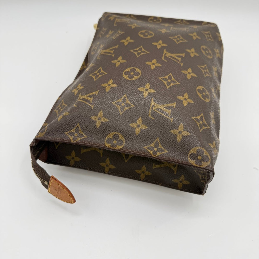 Louis Vuitton Vintage Brown Monogram Toiletry Pouch 26 Bag - Lux Central