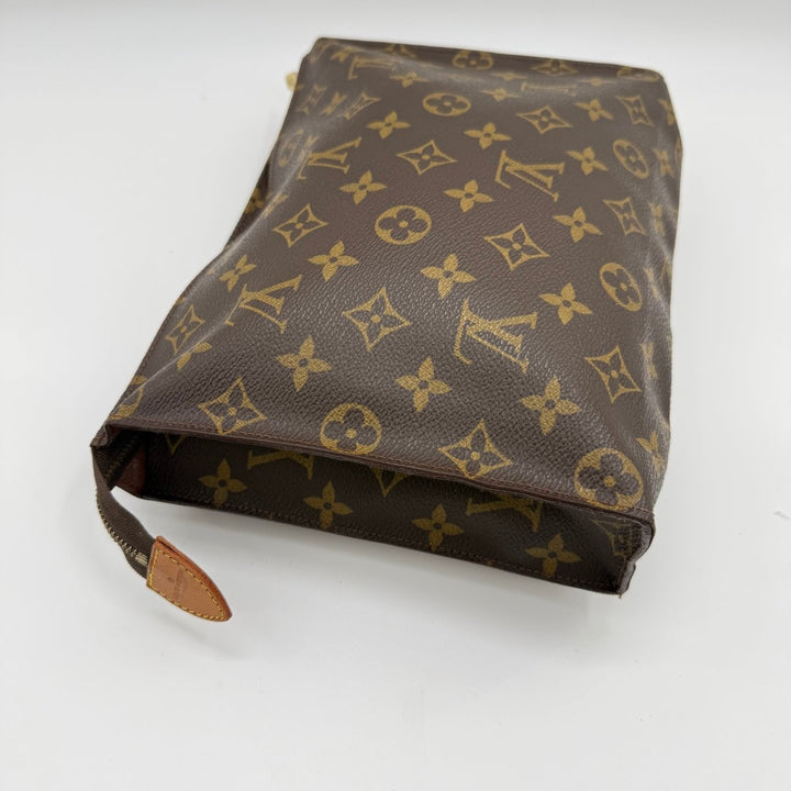 Louis Vuitton Vintage Brown Monogram Toiletry Pouch 26 Bag - Lux Central