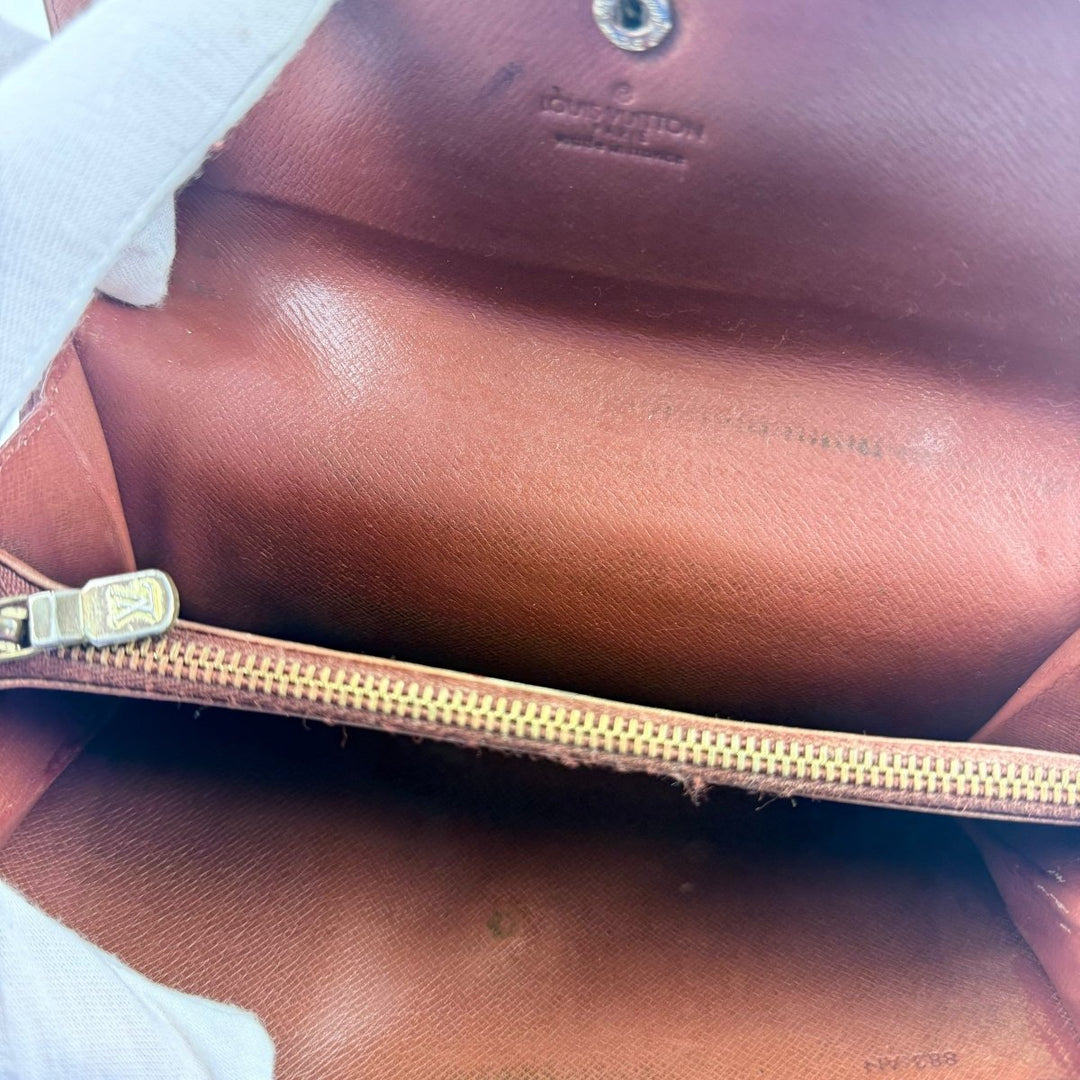Louis Vuitton Vintage Sarah Brown Monogram Femme Wallet - Lux Central