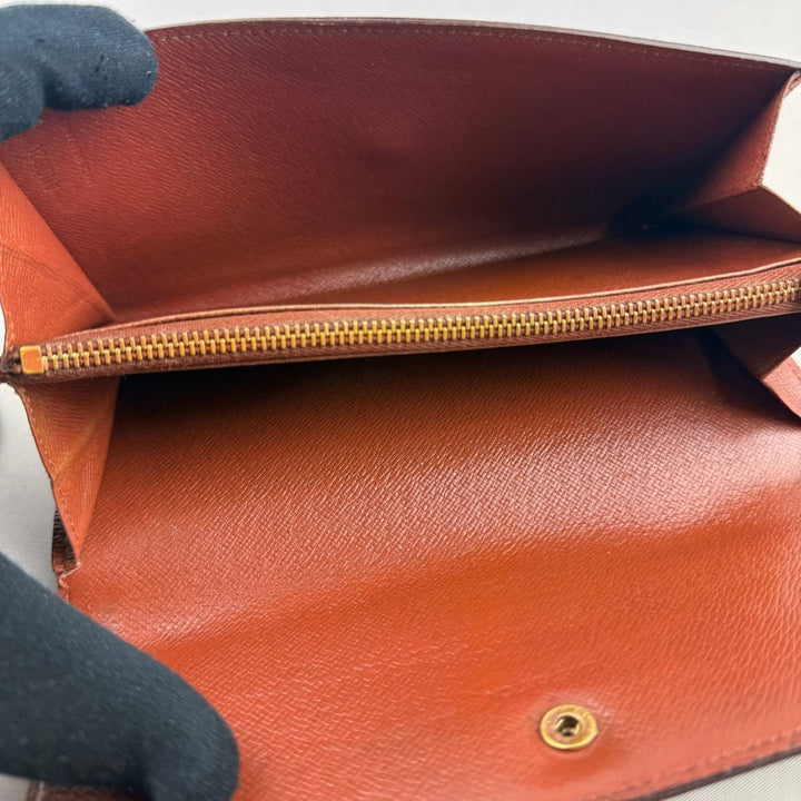 Louis Vuitton Vintage Sarah Brown Monogram Femme Wallet - Lux Central